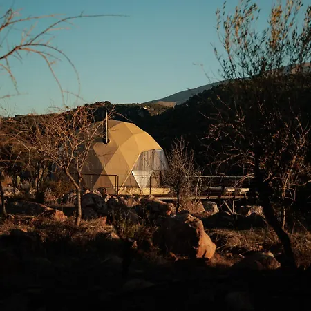 Luxussátor Dawn To Dusk Sea And Mountain View *